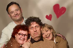 En komedie om kærlighed, LOUISE SCHOUW TEATER